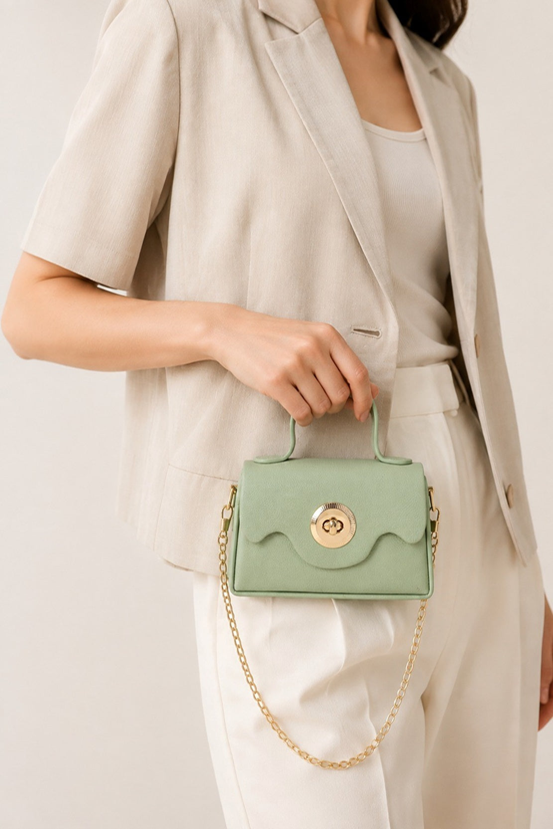 Women’s Elegant Mini Flap Crossbody Handbag