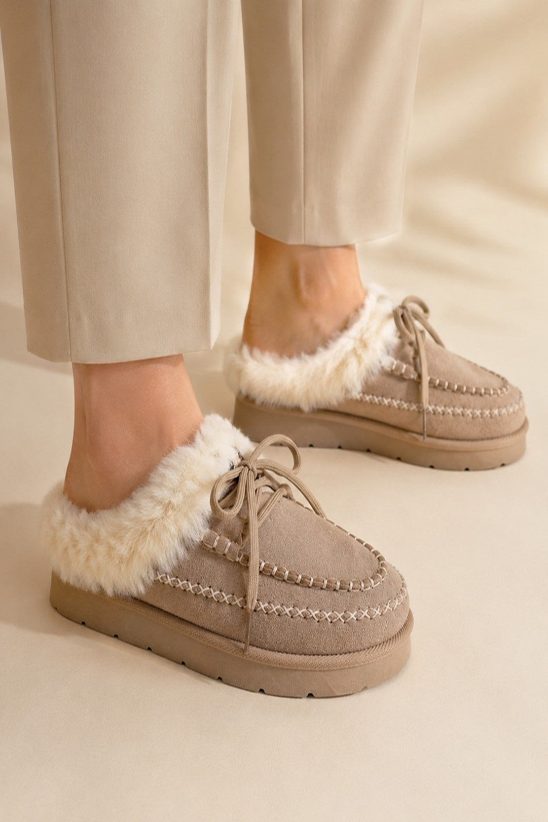 Women's Faux Fur Trim Lace-Up Platform Shoes