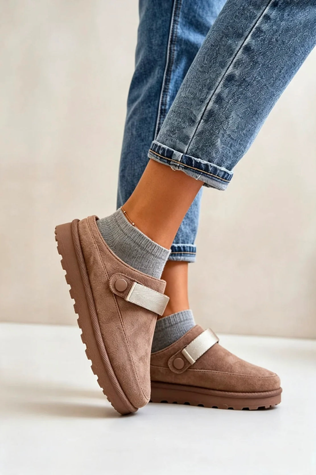 Women’s Buckle Strap Casual Comfort Mules
