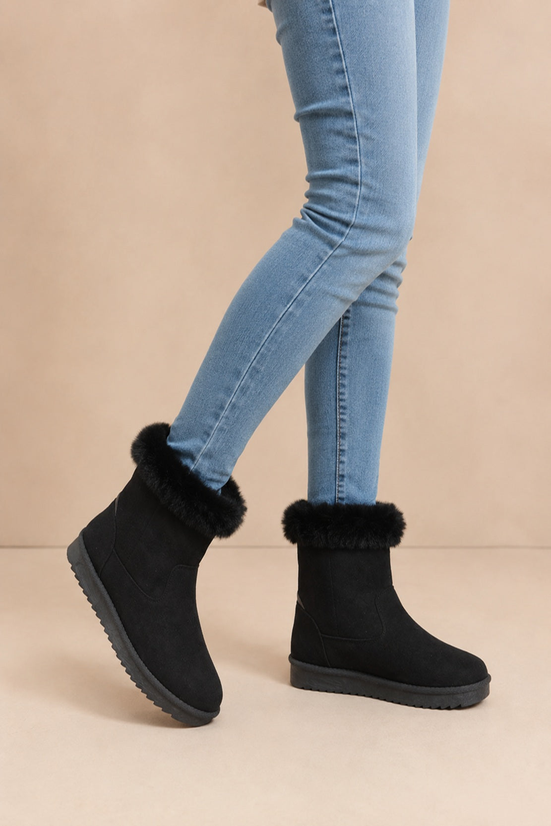 Women's Brown Faux Fur Collar Mid-Calf Boots - Black / Coffee
