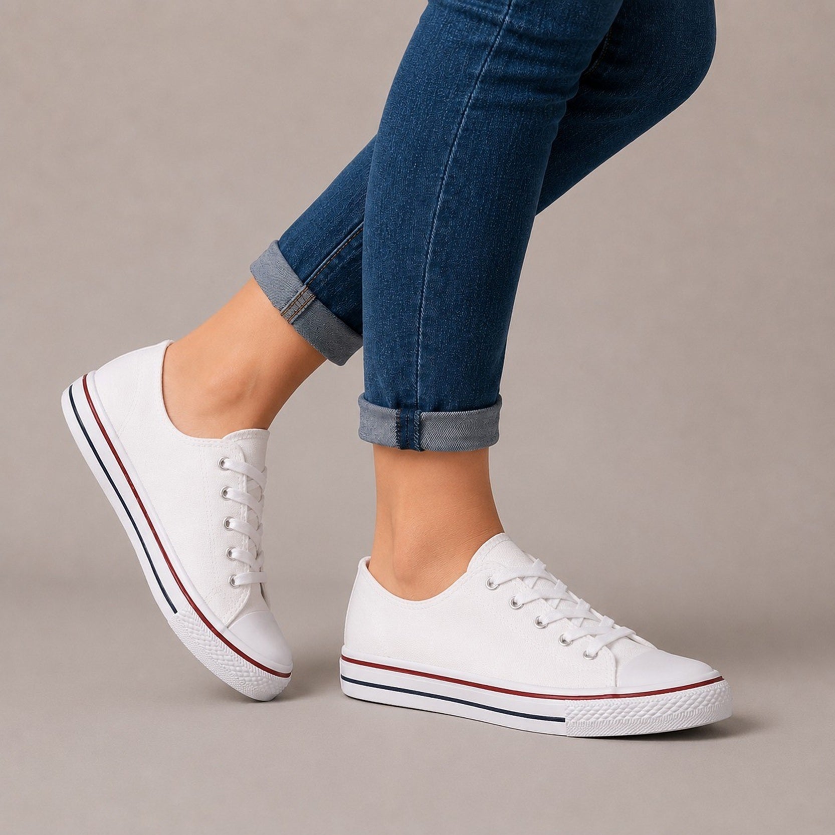 Women's Lace-Up Canvas Flat Trainers