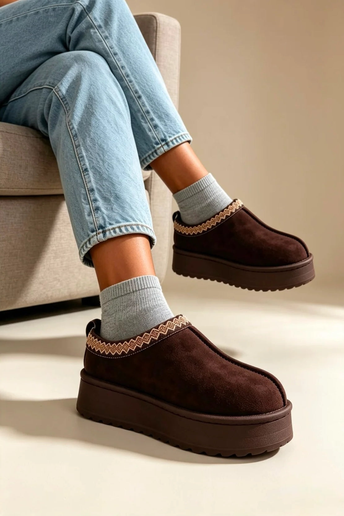 Women's Suede-Look Platform Ankle Slippers